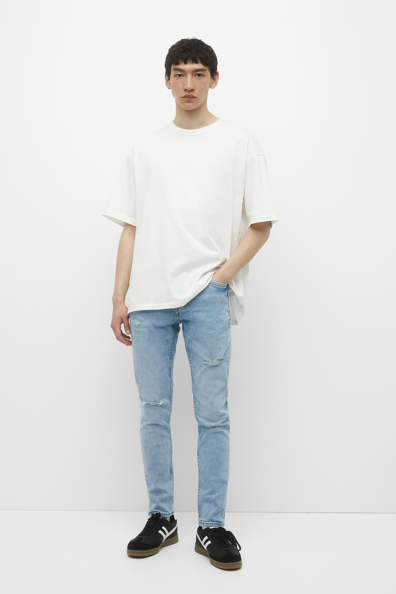 Men's slim fit jeans with medium wash | Golden Goose